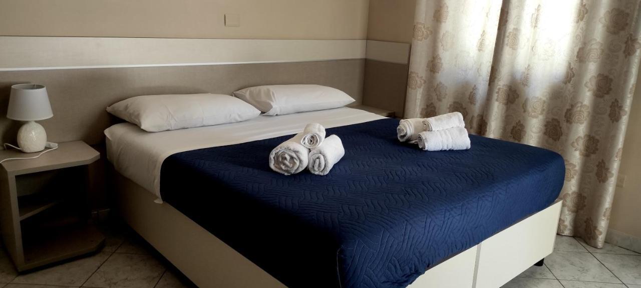 Santa Barbara Aparthotel *